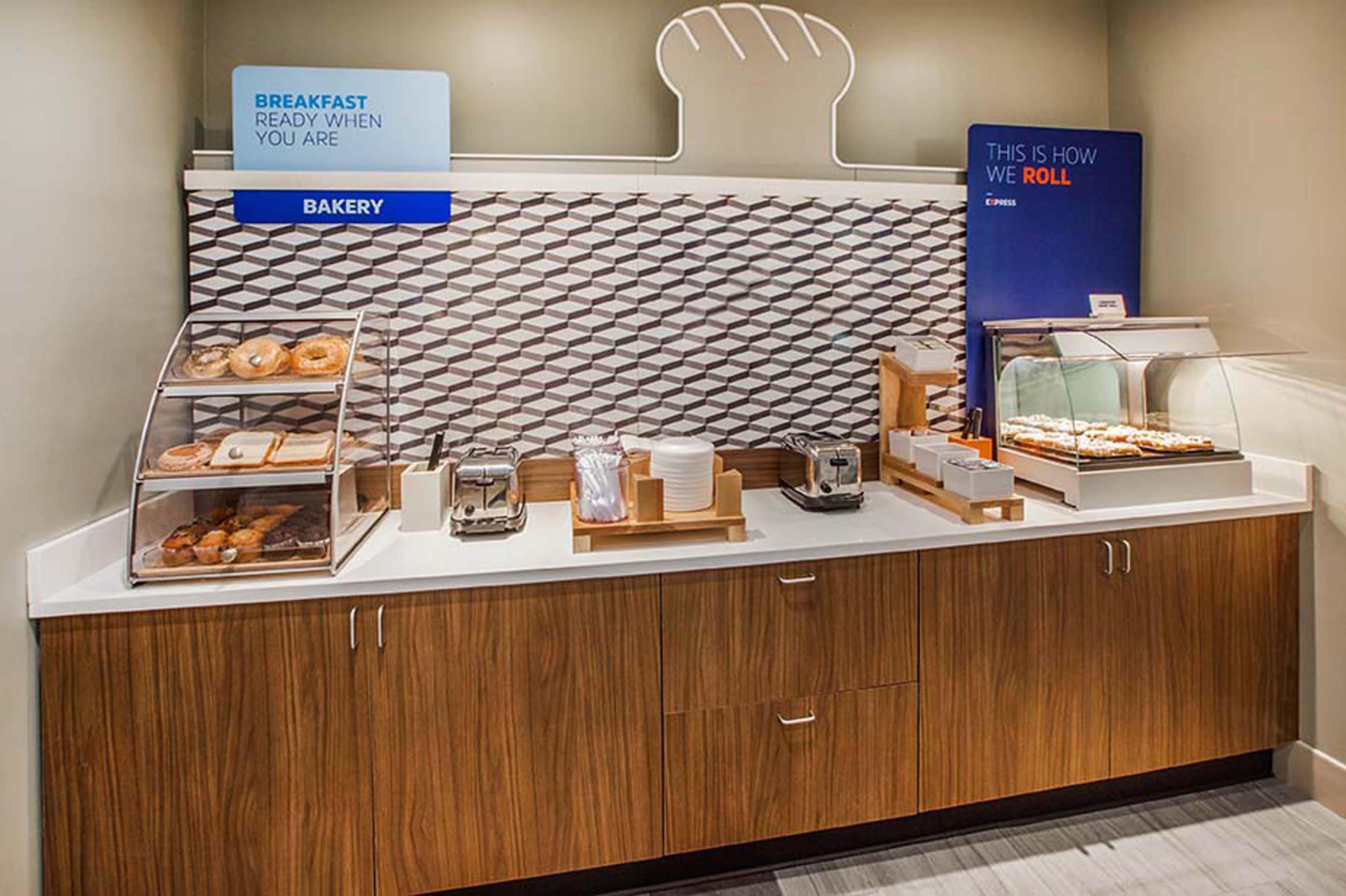 Holiday Inn Express & Suites Oklahoma City Southeast By Ihg Eksteriør billede