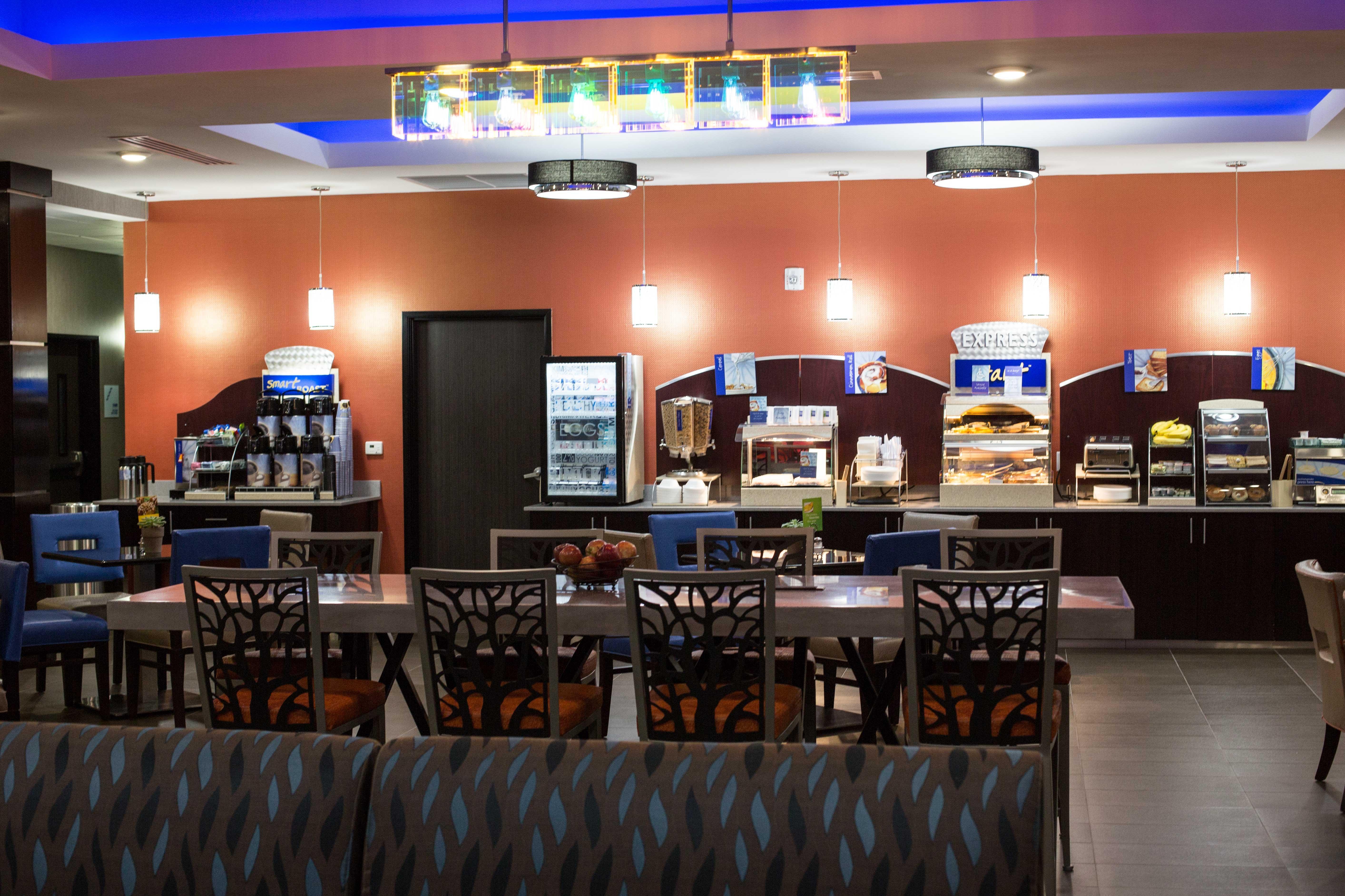 Holiday Inn Express & Suites Oklahoma City Southeast By Ihg Eksteriør billede