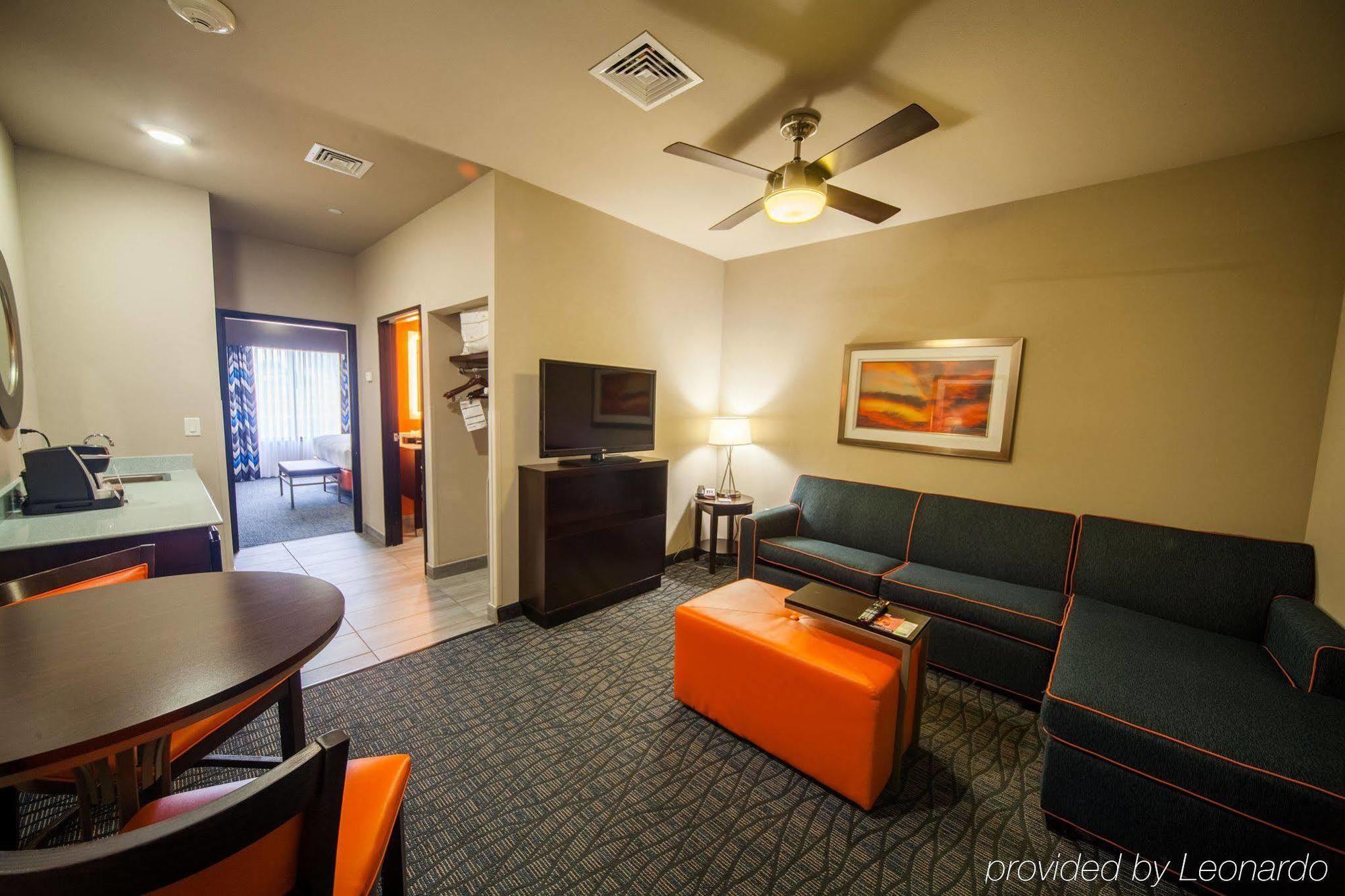 Holiday Inn Express & Suites Oklahoma City Southeast By Ihg Eksteriør billede